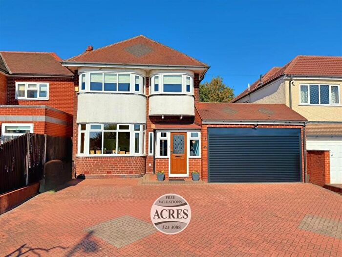 3 Bedroom Detached House For Sale In Queslett Road East, Streetly, Sutton Coldfield, B74