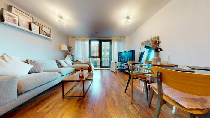 2 Bedroom Apartment To Rent In City Road East, Manchester, M15