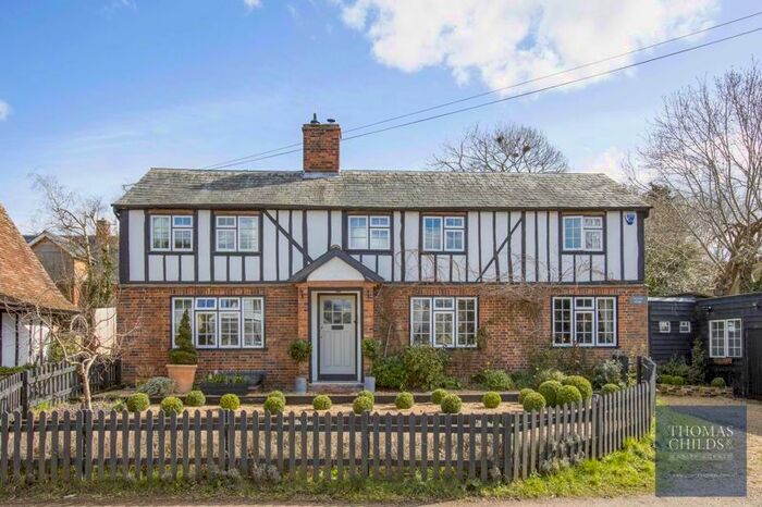 4 Bedroom Detached House For Sale In Cromer, Hertfordshire, SG2