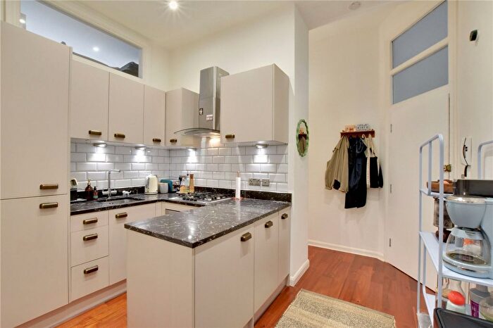 1 Bedroom Flat For Sale In Lee Terrace, Blackheath, London, SE3