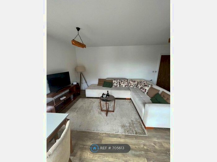 2 Bedroom Flat To Rent In Manwell Lane, Barking, IG11