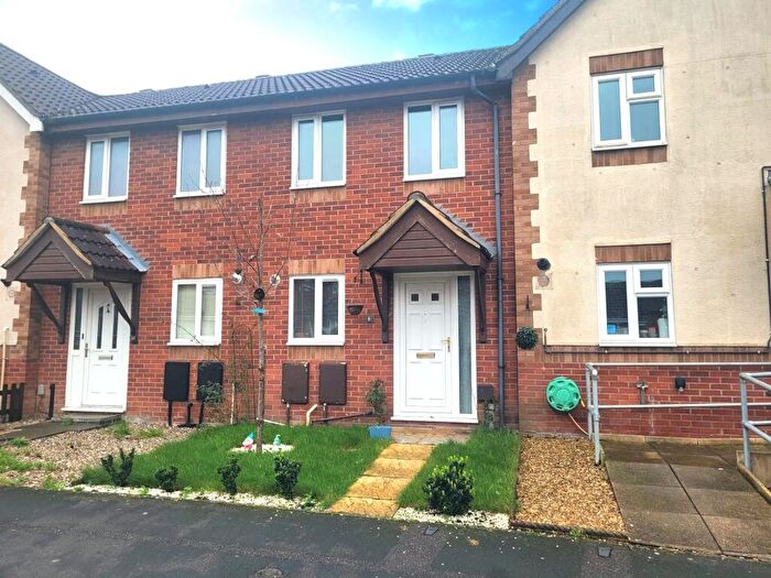 2 Bedroom Terraced House For Sale In Curlew Avenue, Chatteris, PE16
