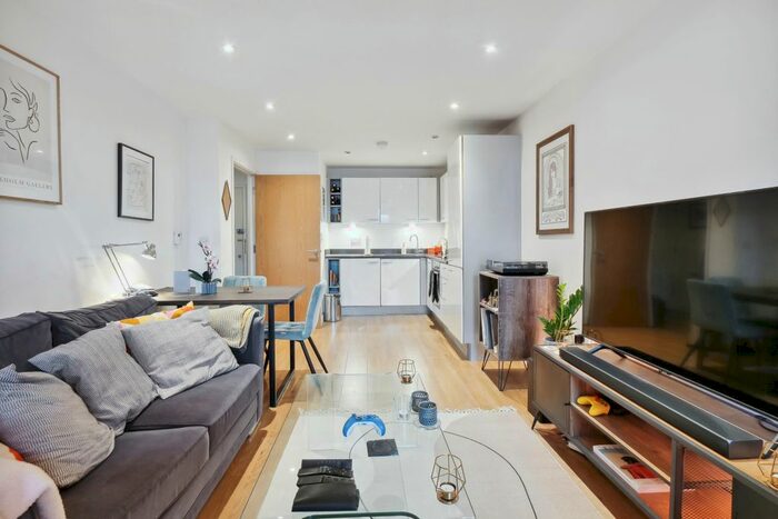 1 Bedroom Flat To Rent In Mybase, Borough, SE1