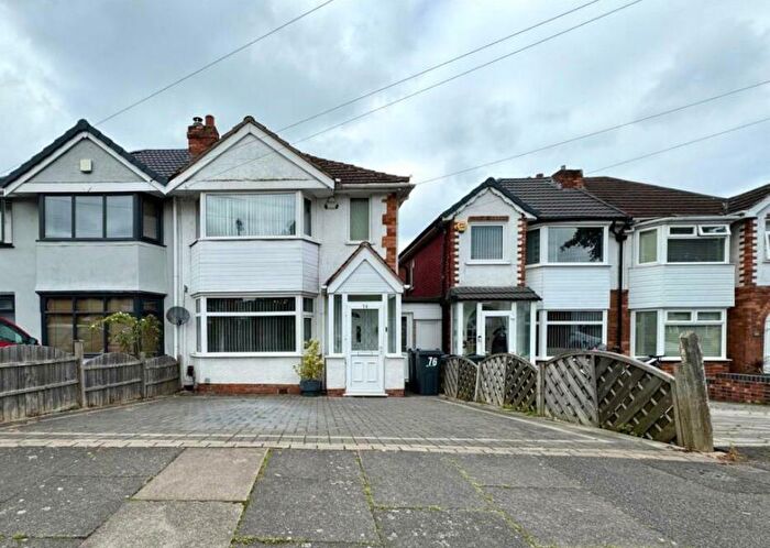 3 Bedroom Semi-Detached House To Rent In Whitecroft Road, Sheldon, Birmingham, West Midlands, B26