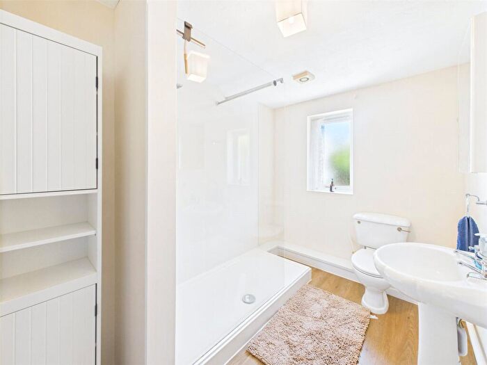 3 Bedroom Bungalow For Sale In Bede Haven Close, Bude, Cornwall, EX23