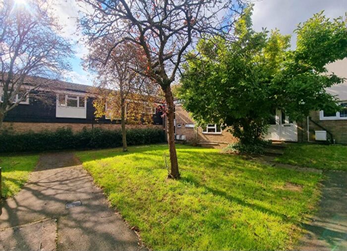 1 Bedroom Flat To Rent In Trumper Road, Stevenage, SG1