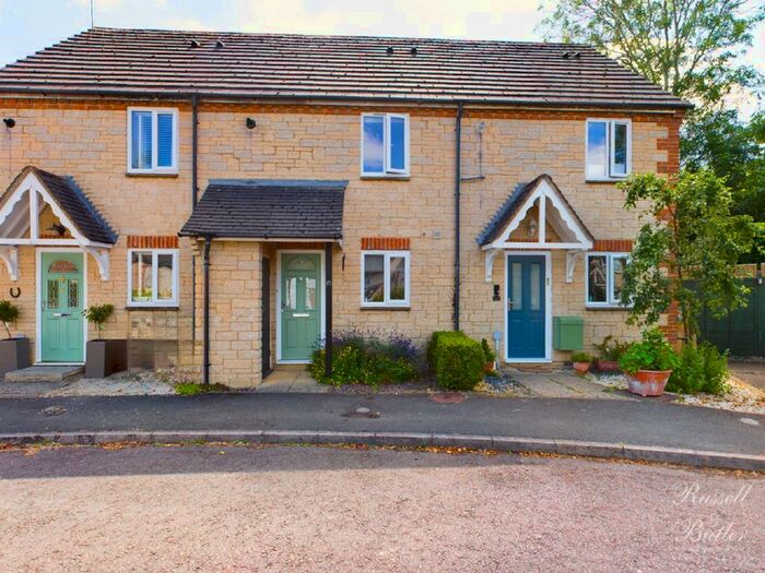 2 Bedroom Terraced House To Rent In Wharfside Place, Buckingham, MK18