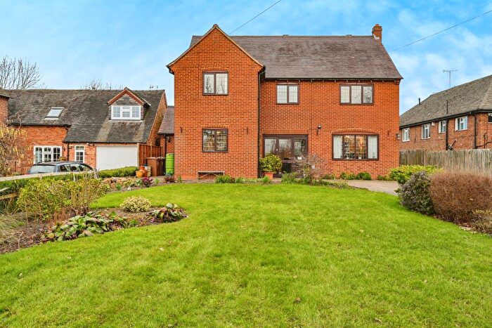 4 Bedroom Detached House For Sale In Church Lane, Barrow-On-Trent, Derby, DE73