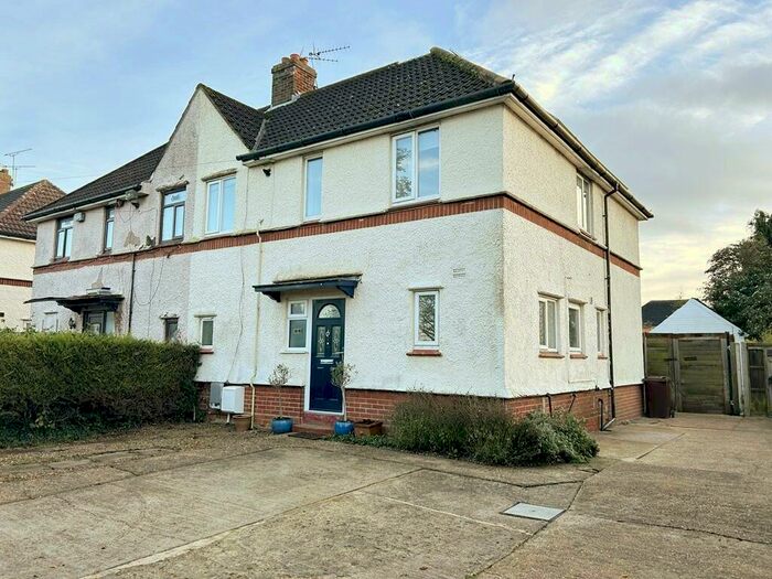 4 Bedroom Semi-Detached House To Rent In Whitton Church Lane, Ipswich, Suffolk, IP1