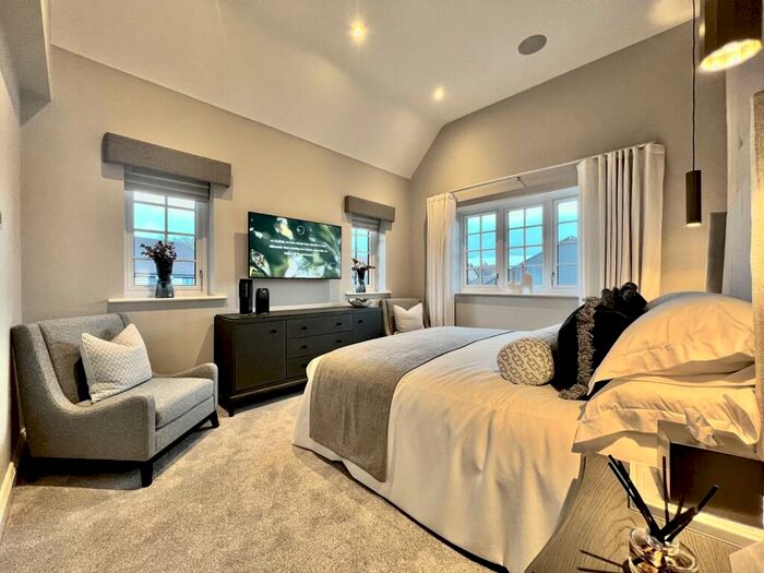 5 Bedroom Detached House For Sale In Risborough Road, Little Kimble, Aylesbury, HP17