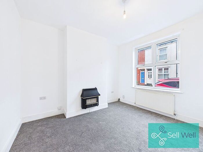 2 Bedroom Terraced House For Sale In Jones Street, Salford, M6