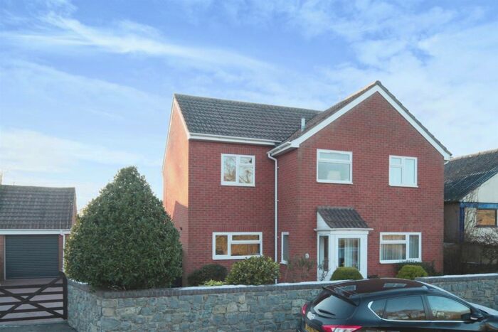 4 Bedroom Detached House For Sale In The Strand, Culmstock, Cullompton, EX15