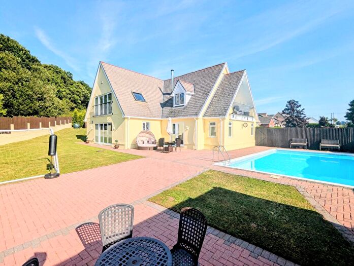 4 Bedroom Detached House For Sale In Porthyrhyd, Carmarthen, Carmarthenshire., SA32