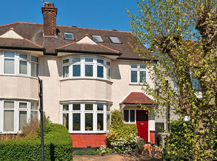 5 Bedroom Semi-Detached House For Sale In Dollis Hill Avenue, London, NW2