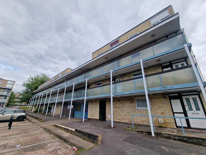 1 Bedroom Flat To Rent In Online Enquiries Only! Ridding Close, Southampton, SO15