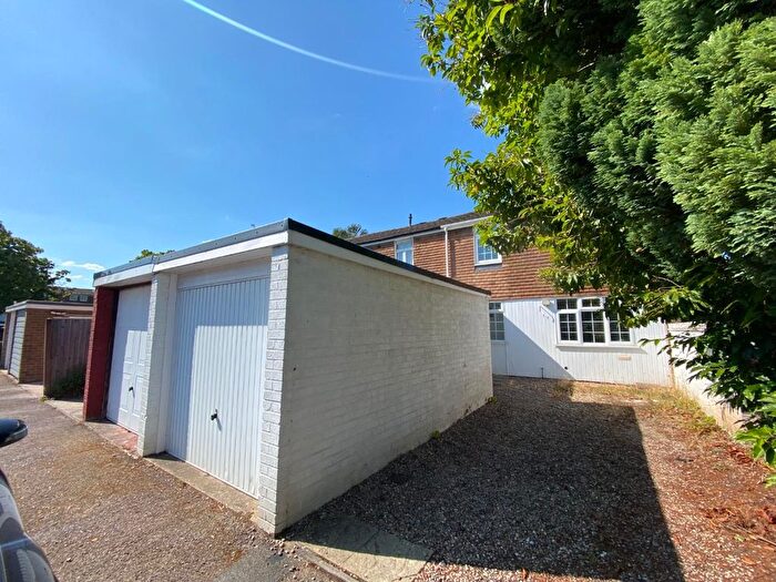 3 Bedroom End Terrace House To Rent In Agincourt Road, Coventry, CV3