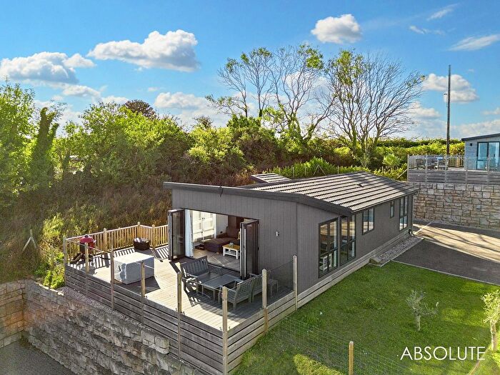 3 Bedroom Property For Sale In Sandy Lane, Torquay Road, TQ14