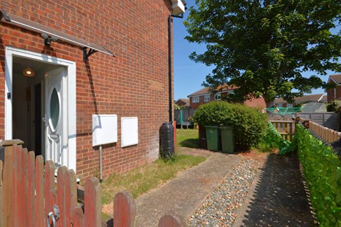 1 Bedroom Flat To Rent In Star Lane, Folkestone, CT19