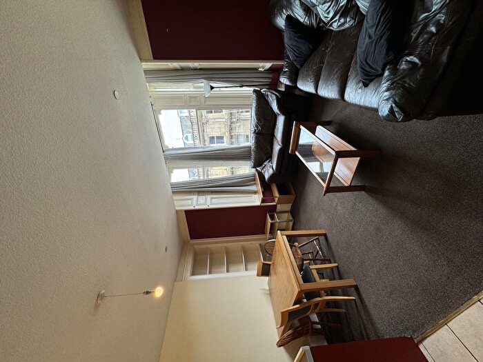 4 Bedroom Flat To Rent In E, Whitehall Street, Dundee, DD1