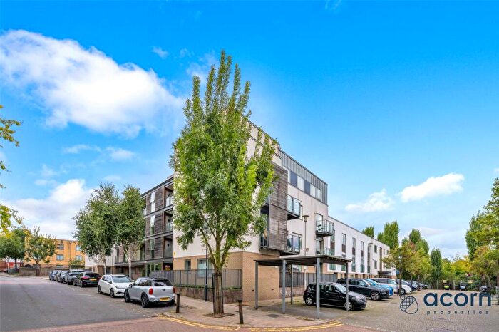 1 Bedroom Apartment For Sale In Airco Close, London, NW9