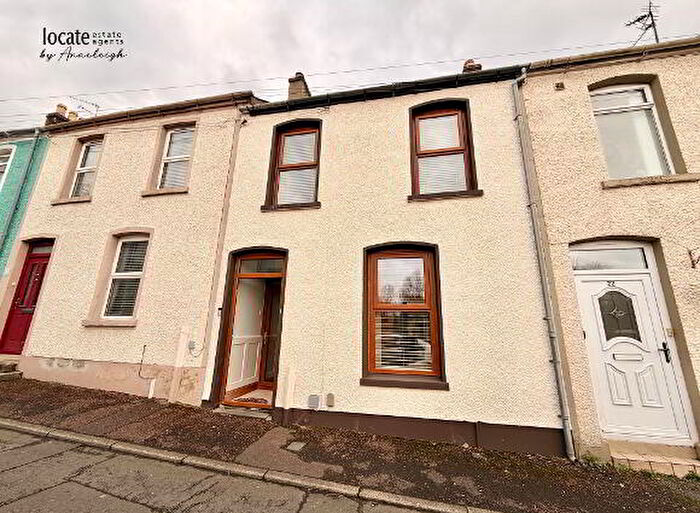 2 Bedroom Mid Terraced House For Sale In Nicholson Square, Derry, BT48
