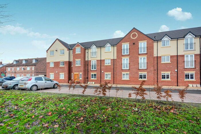 2 Bedroom Flat To Rent In Fir Tree Avenue, Auckley, Doncaster, South Yorkshire, DN9