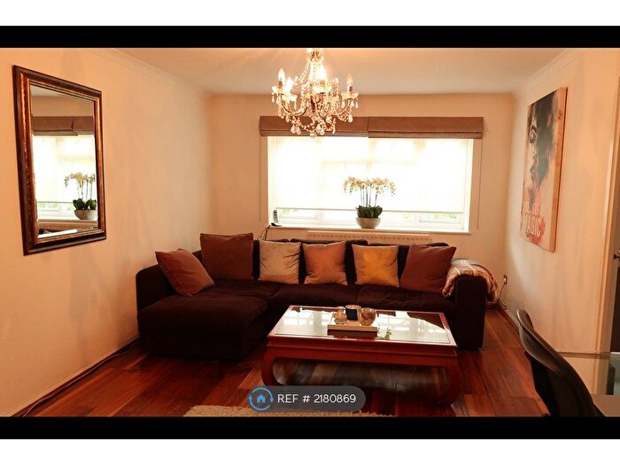 1 Bedroom Flat To Rent In Crofton Way, Enfield, EN2