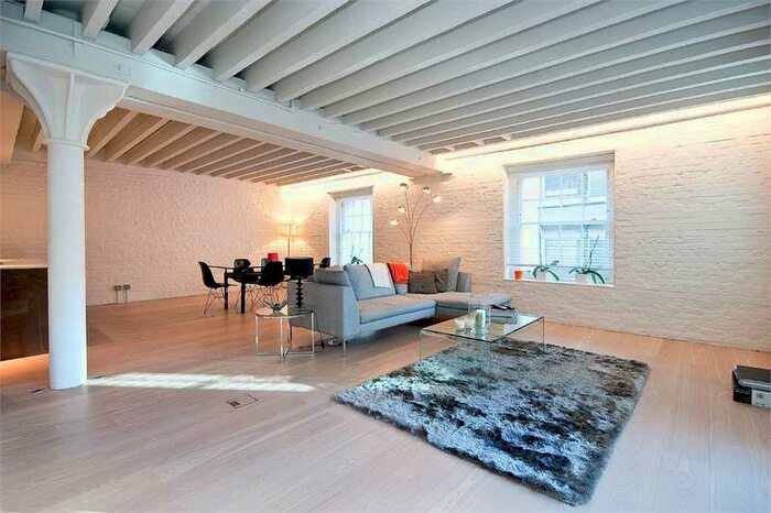 2 Bedroom Apartment To Rent In New Street, City Of London, London, EC2M