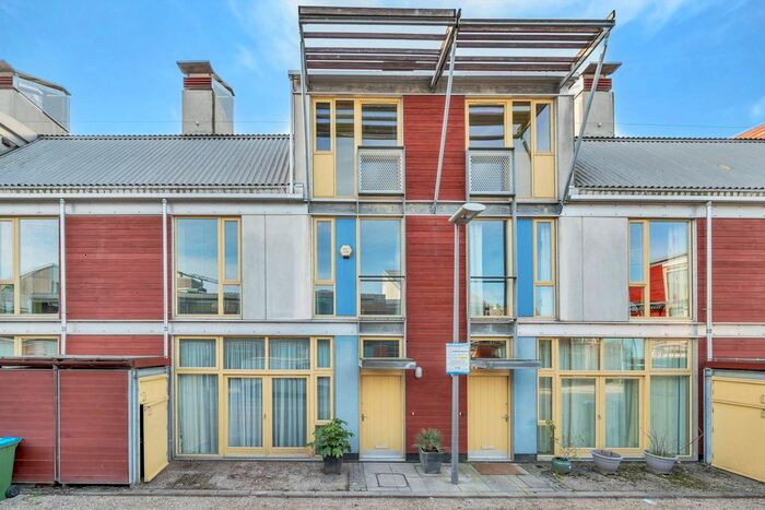 3 Bedroom Property To Rent In Moseley Row, Greenwich, London, SE10