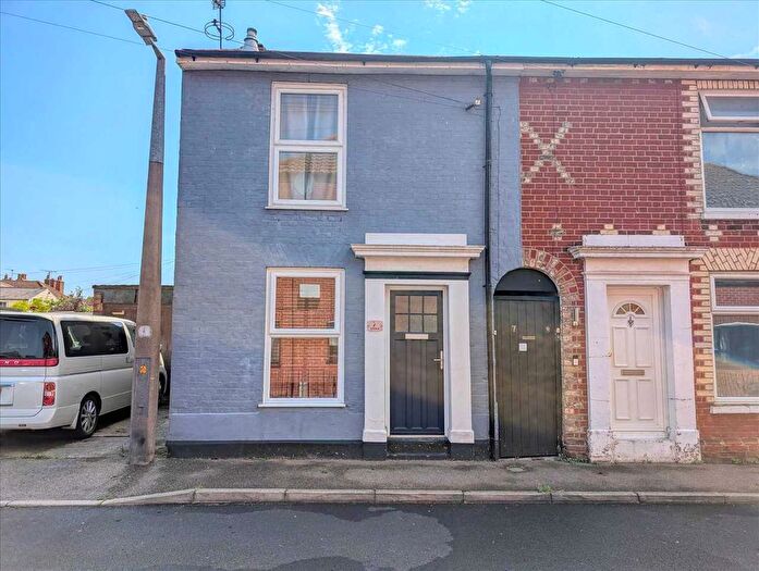 3 Bedroom End Terrace House For Sale In Duke Street, Brightlingsea, CO7
