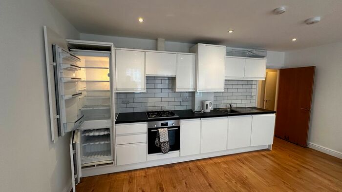 1 Bedroom Flat To Rent In Walters Yard, Bromley, BR1