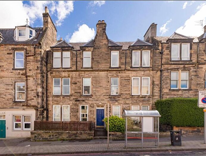 3 Bedroom Flat To Rent In Ardmillan Terrace, Ardmillan, Edinburgh, EH11