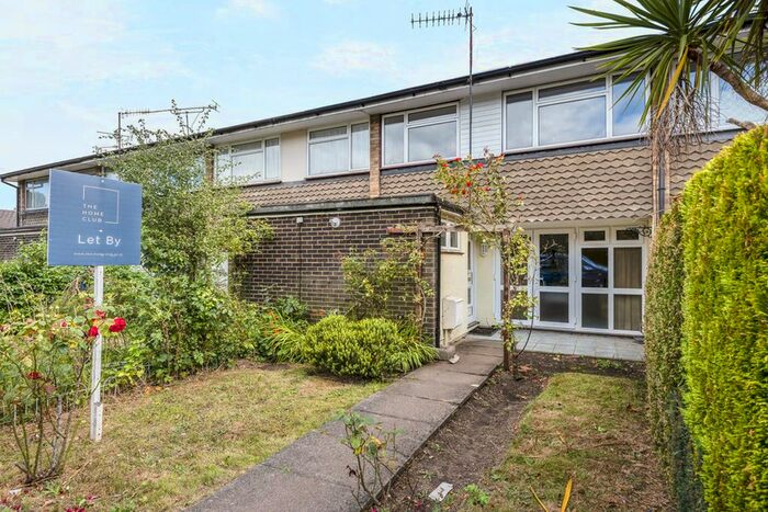 4 Bedroom Terraced House To Rent In Guildford Park Avenue, Guildford, GU2