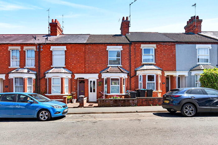 2 Bedroom Terraced House For Sale In Peel Road, Wolverton, Milton Keynes, MK12