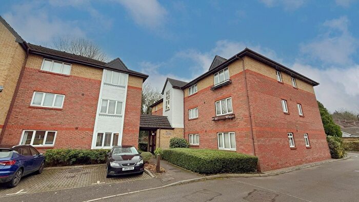 1 Bedroom Flat To Rent In Denmark Road, Carshalton, Surrey, SM5