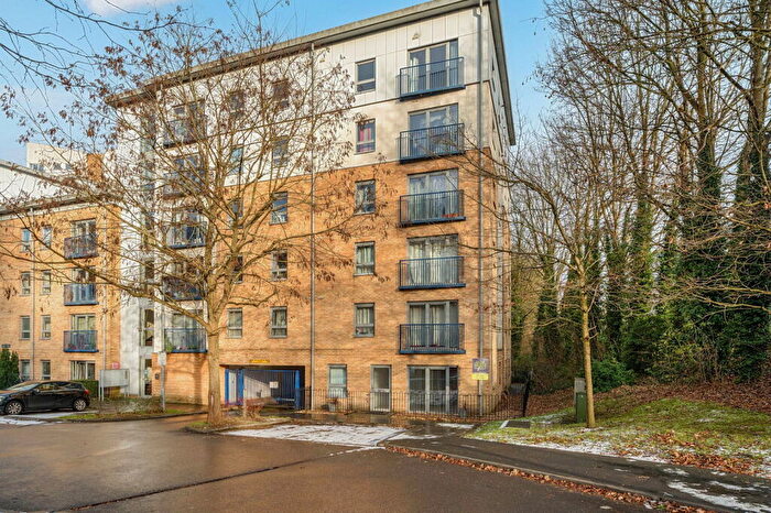 1 Bedroom Flat For Sale In Netherfield Place, Basingstoke, RG24