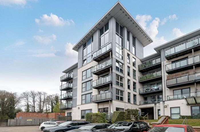 1 Bedroom Apartment For Sale In Mckenzie Court, Maidstone, ME14