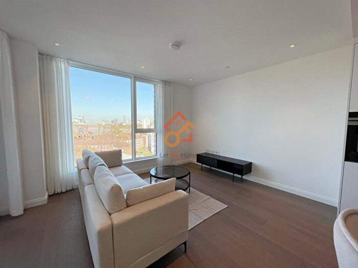 2 Bedroom Flat To Rent In Phoenix Court, Kennington Lane, London, SE11