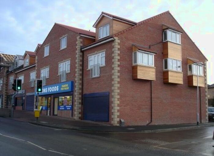 2 Bedroom Flat To Rent In Hunters Court, Hunters Way, Halton, LS15