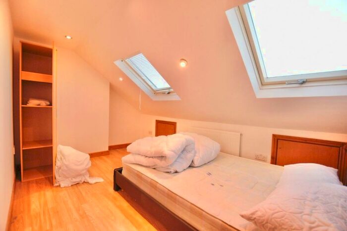 5 Bedroom Terraced House To Rent In Vernon Road, E15