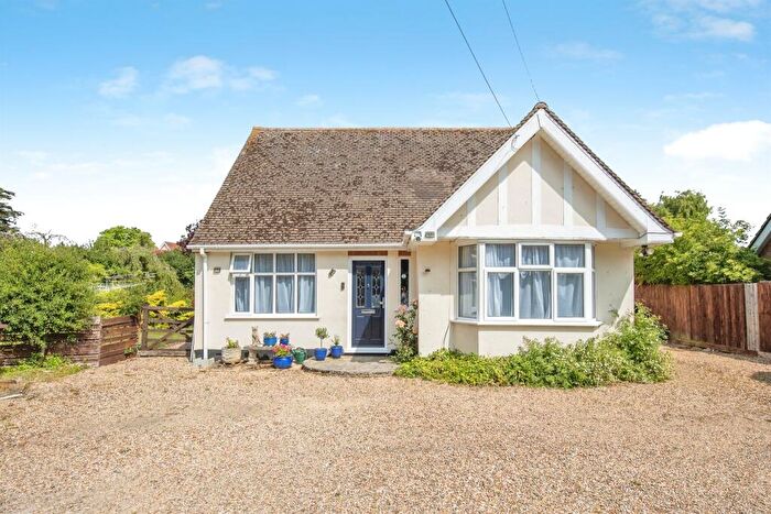 4 Bedroom Detached Bungalow For Sale In St. Osyth Road West, Little Clacton, Clacton-On-Sea, CO16