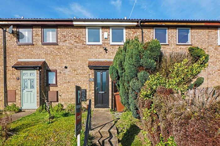 2 Bedroom Terraced House For Sale In Heron Way, Walderslade, ME5