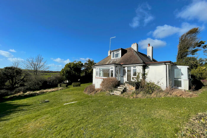 3 Bedroom Detached House For Sale In Winspit Road, Worth Matravers, BH19