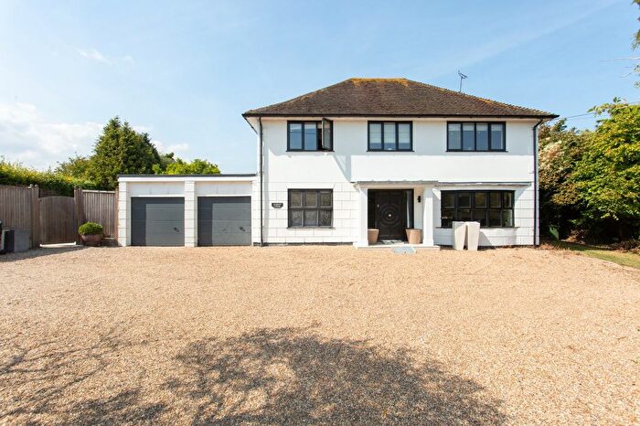 5 Bedroom Detached House For Sale In Durlock Road, Staple, Canterbury, CT3