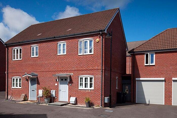 2 Bedroom Semi-Detached House For Sale In Mead Way, Shaftesbury, SP7