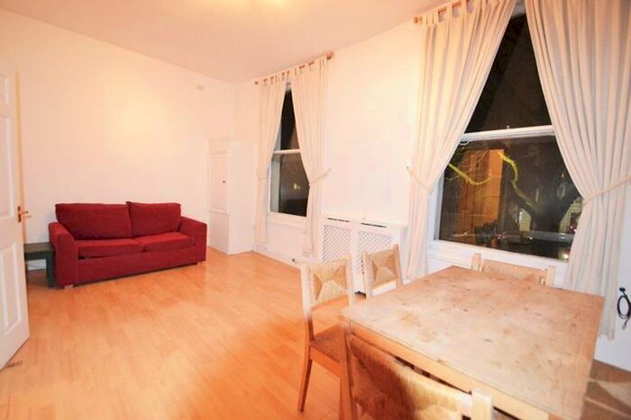 1 Bedroom Flat To Rent In Newington Green Road, London, N1