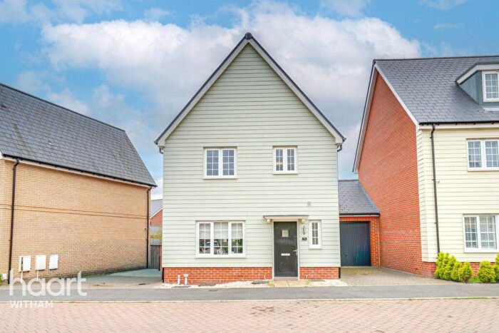 3 Bedroom Detached House For Sale In Flemming Way, Witham, CM8