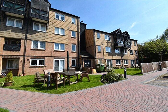 1 Bedroom Apartment For Sale In Inglewood, The Spinney, Swanley, BR8