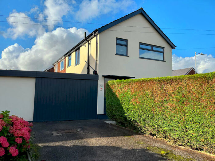 3 Bedroom House To Rent In Rose Lea, Harwood, Bolton, BL2