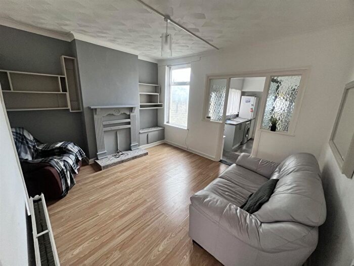 2 Bedroom End Terrace House To Rent In Bramble Road, Portsmouth, PO4